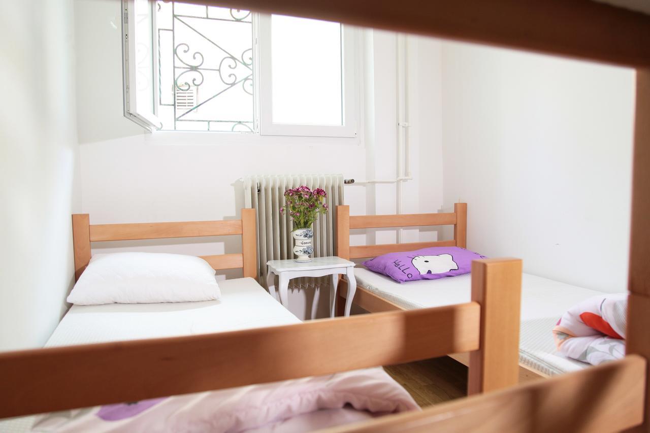 Hostel Jellostone Belgrad Exteriör bild